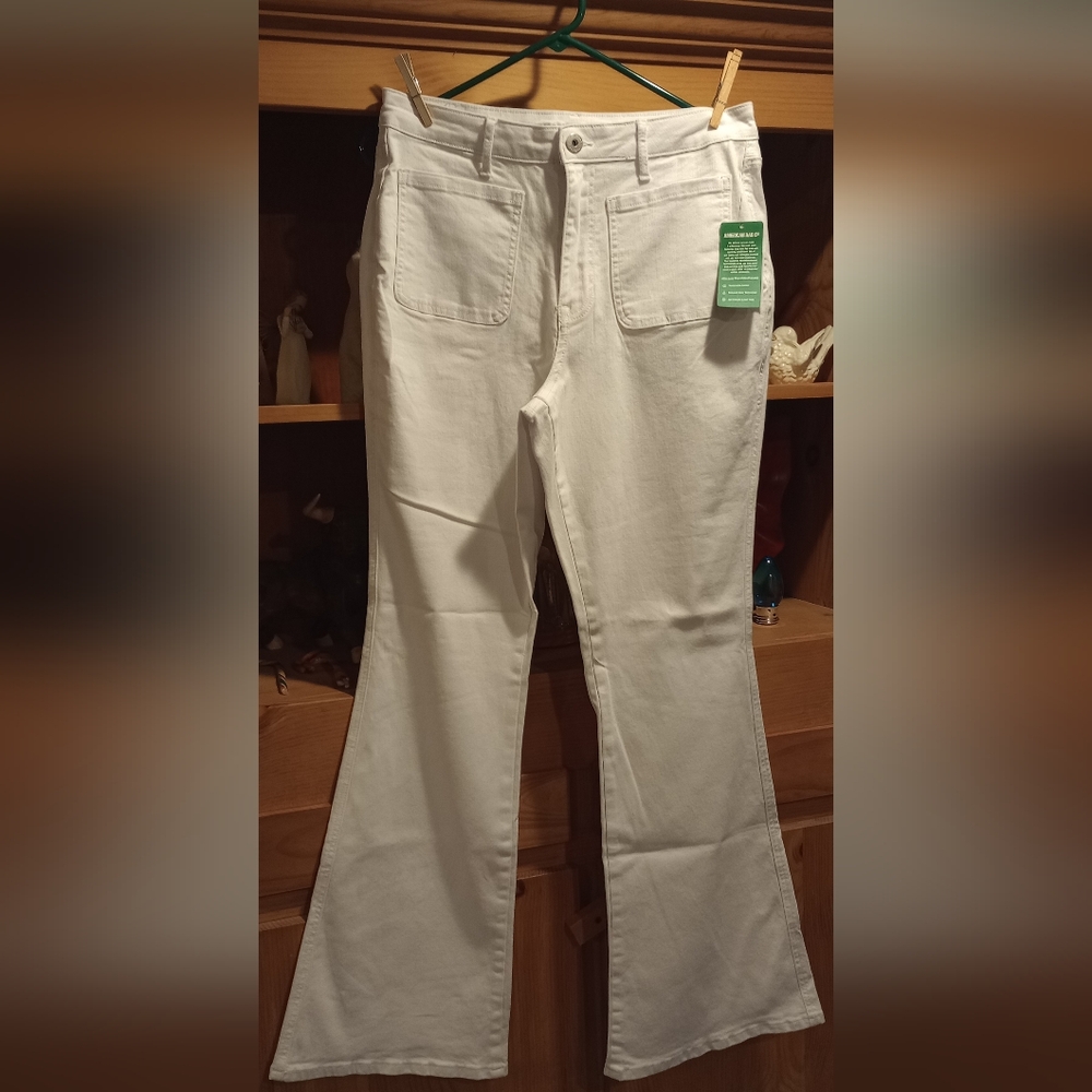 American Tag NWT white sailor flare jeans 13/31